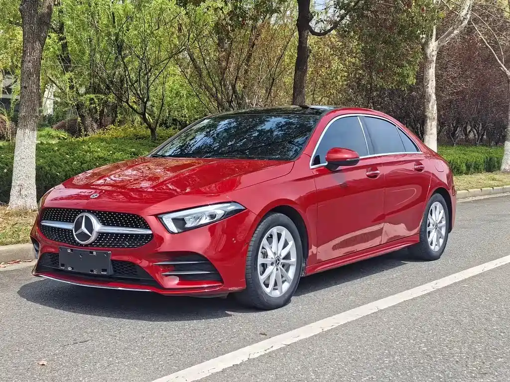 Mercedes-Benz A-Class 2021 — фото 1