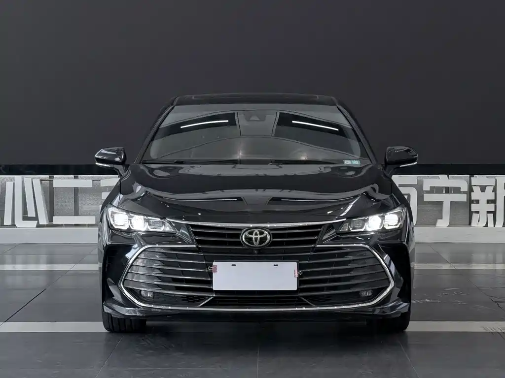 Toyota Avalon 2020 — фото 2