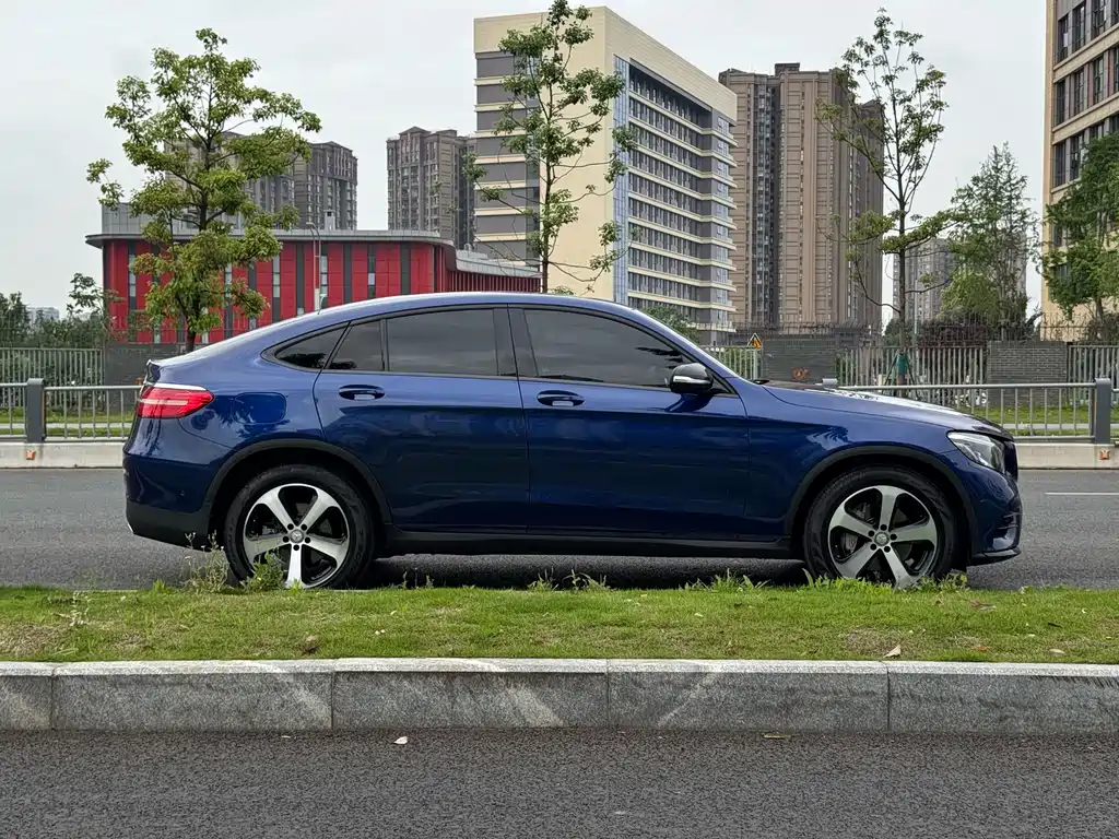 Mercedes-Benz GLC Coupe 2017 — фото 13
