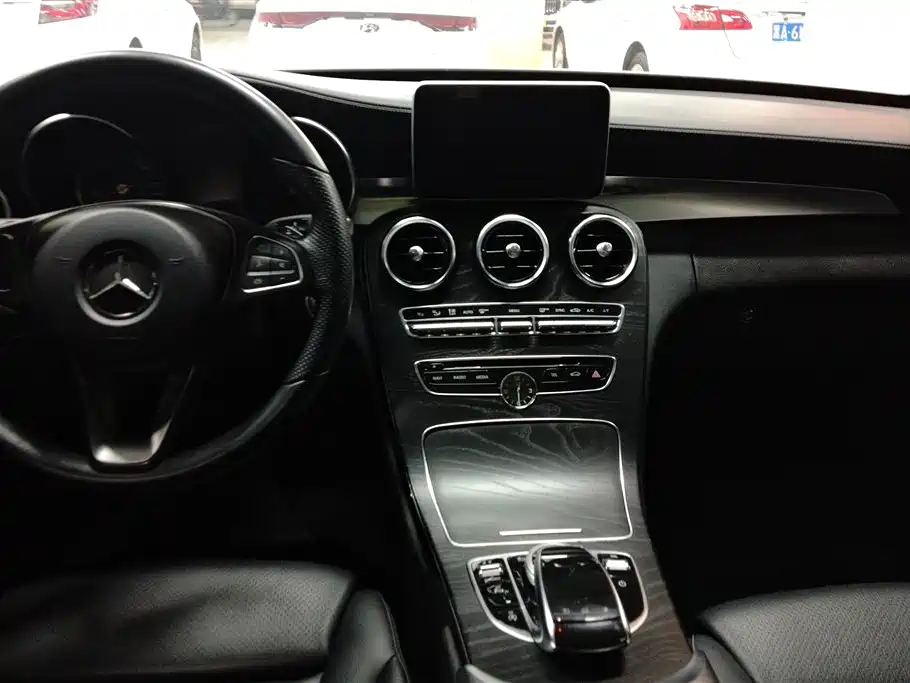 Mercedes-Benz C-Class 2016 — фото 12