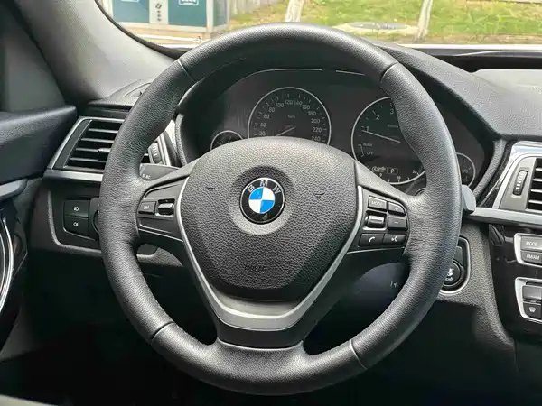 BMW 3 Series GT 2019