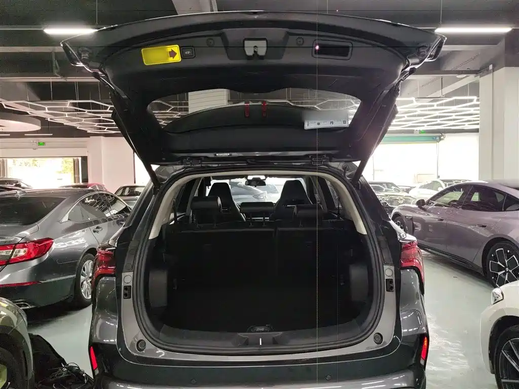 Changan CS75 PLUS 2022 — фото 15