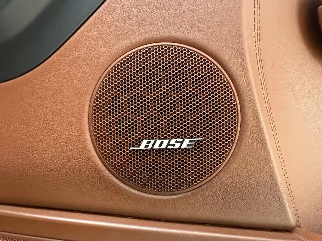 Porsche Cayenne 2010 — фото 14