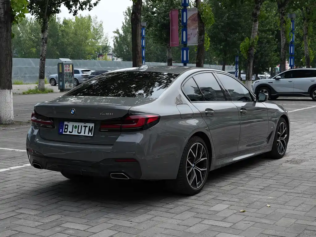BMW 5 Series 2022