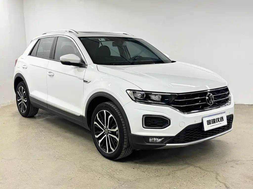 Volkswagen T-Roc 2023 — фото 3