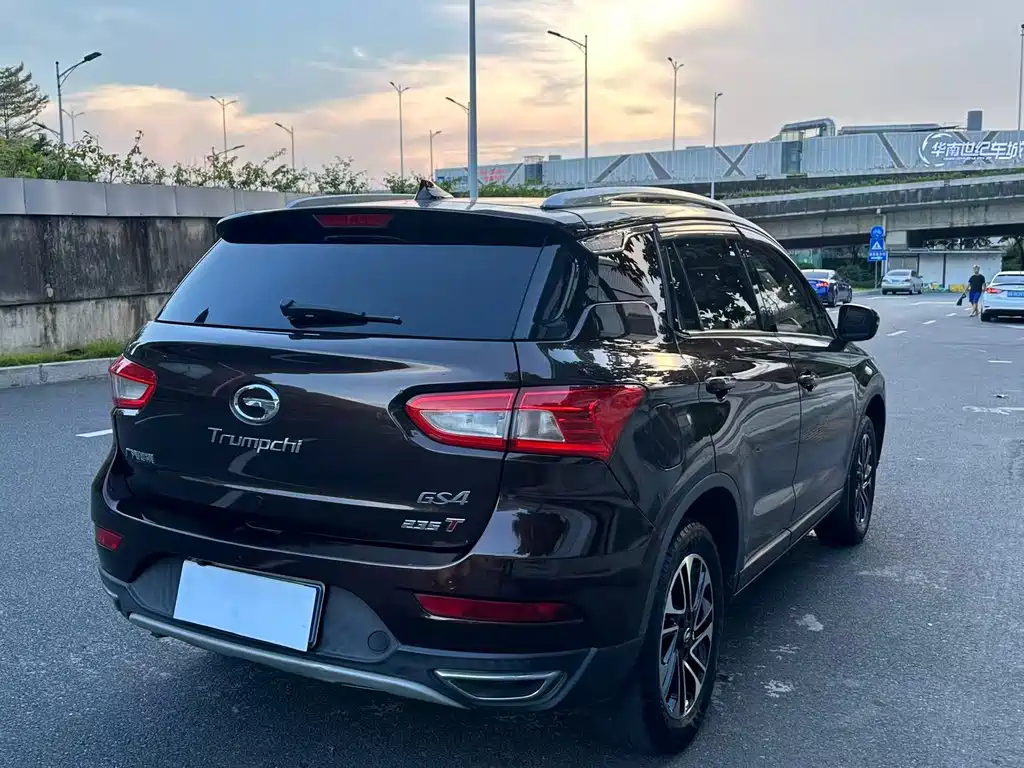 GAC Trumpchi GS4 2018 — фото 13