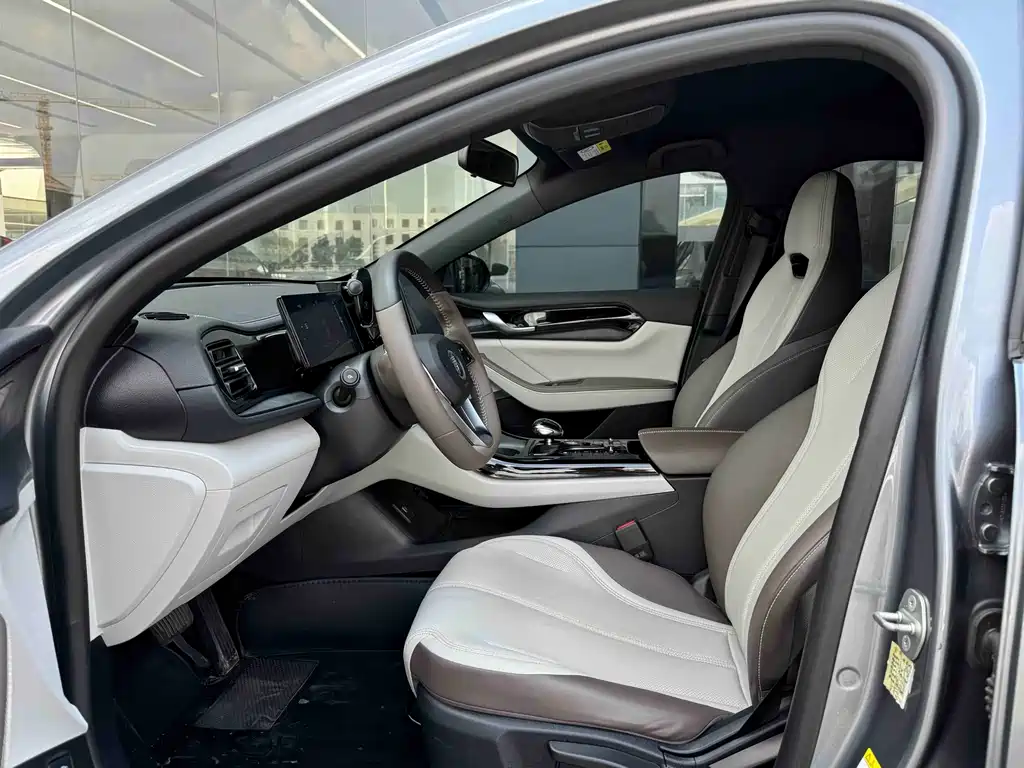 BYD Qin PLUS 2023 — фото 4