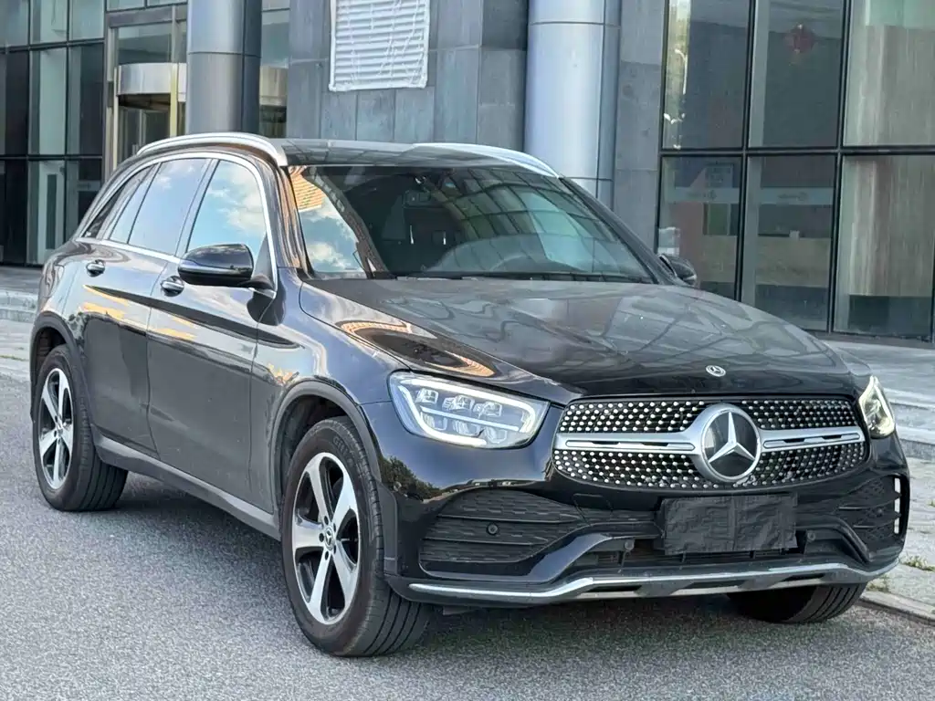 Mercedes-Benz GLC 2023