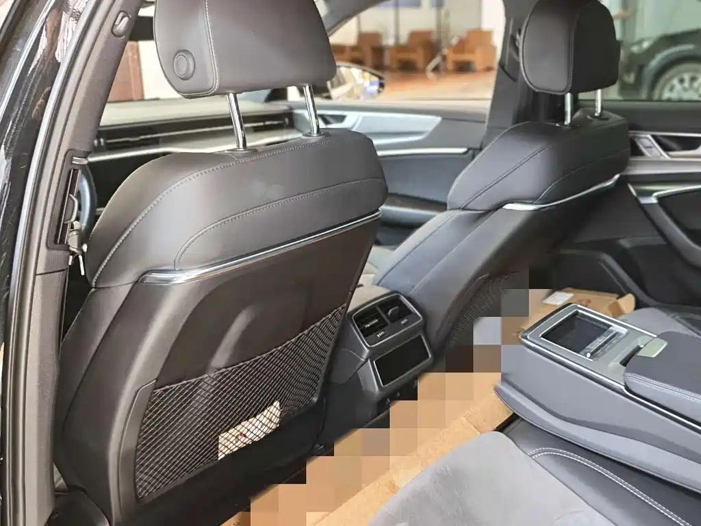 Audi A6L 2023 — фото 9