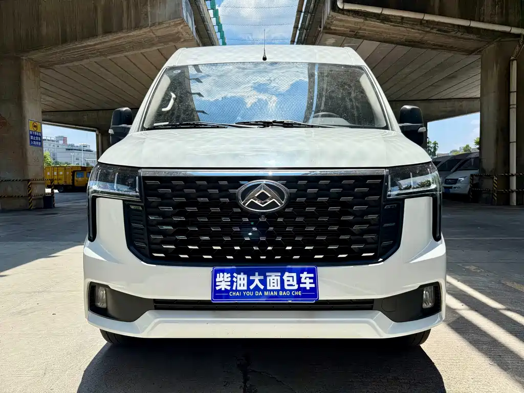 Maxus V80 2024