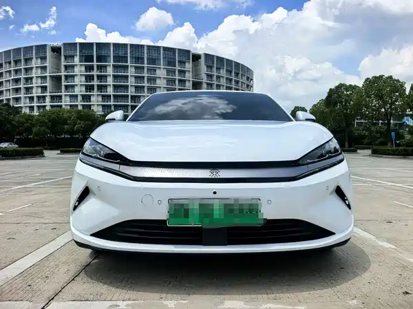 BYD Qin L 2025