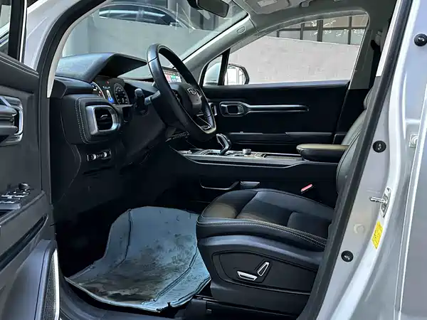 Geely Haoyue 2020