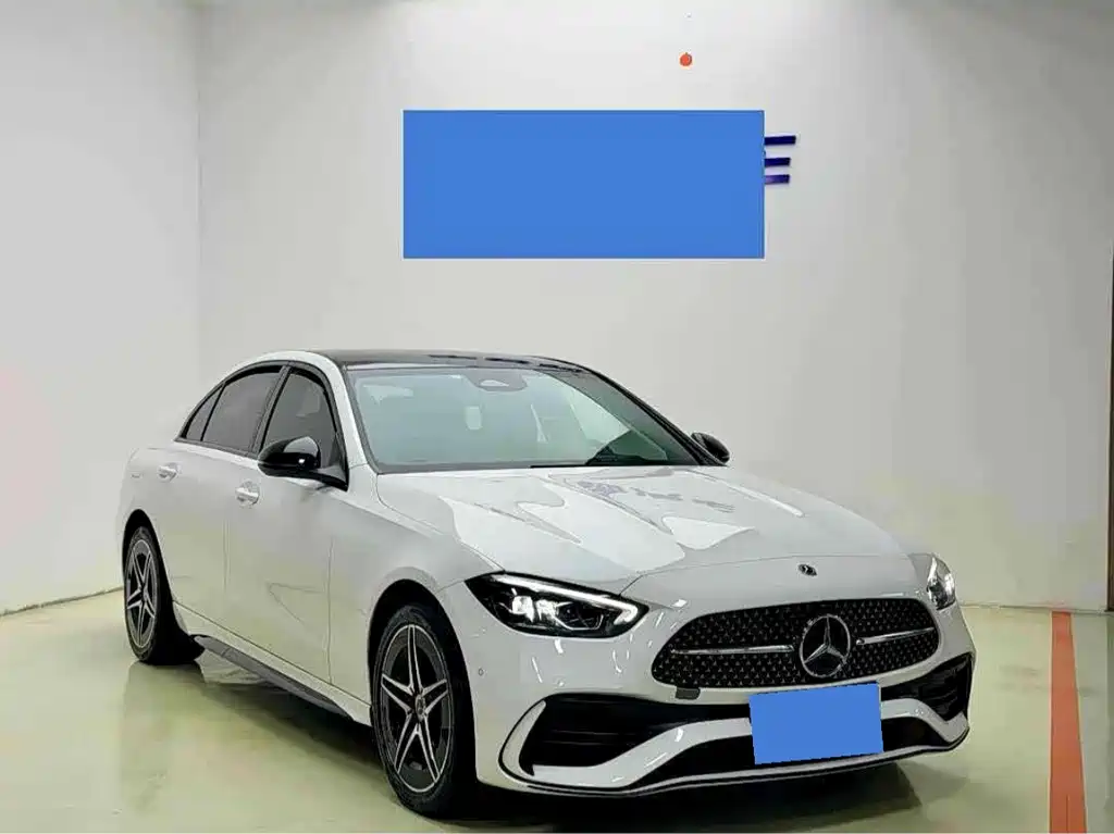 Mercedes-Benz C-Class 2024 — фото 1