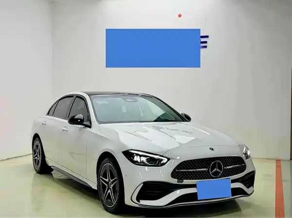 Mercedes-Benz C-Class 2024