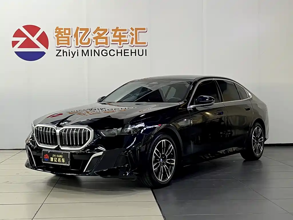BMW 5 Series 2025