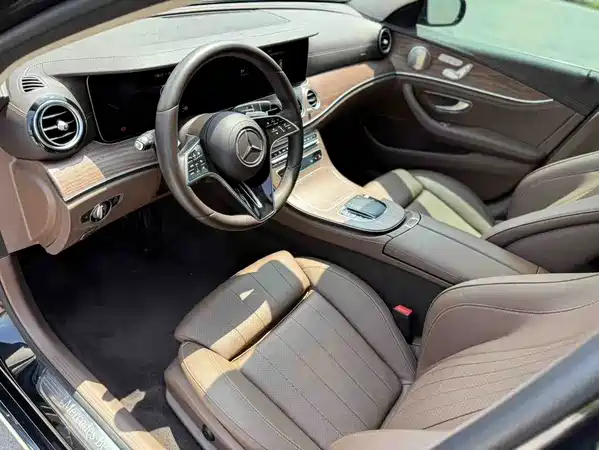 Mercedes-Benz E-Class 2022