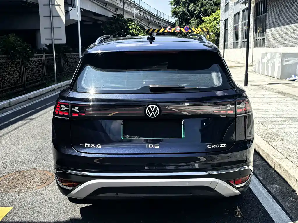 Volkswagen ID 6 CROZZ 2022 — фото 13