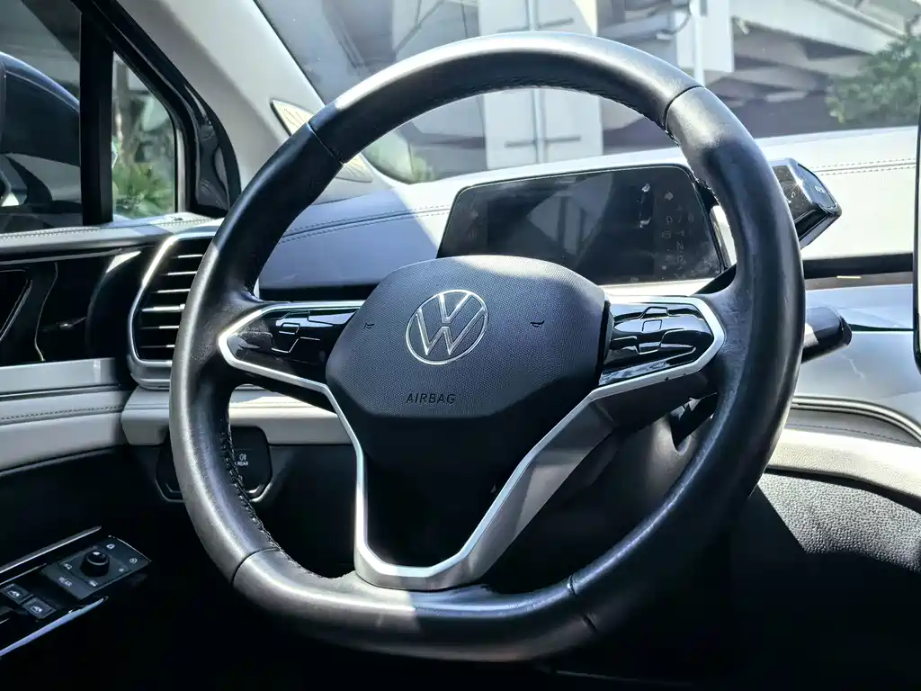Volkswagen ID 6 CROZZ 2022 — фото 33
