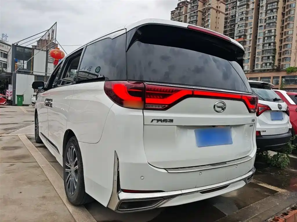 GAC Motor Trumpchi M8 2021 — фото 23