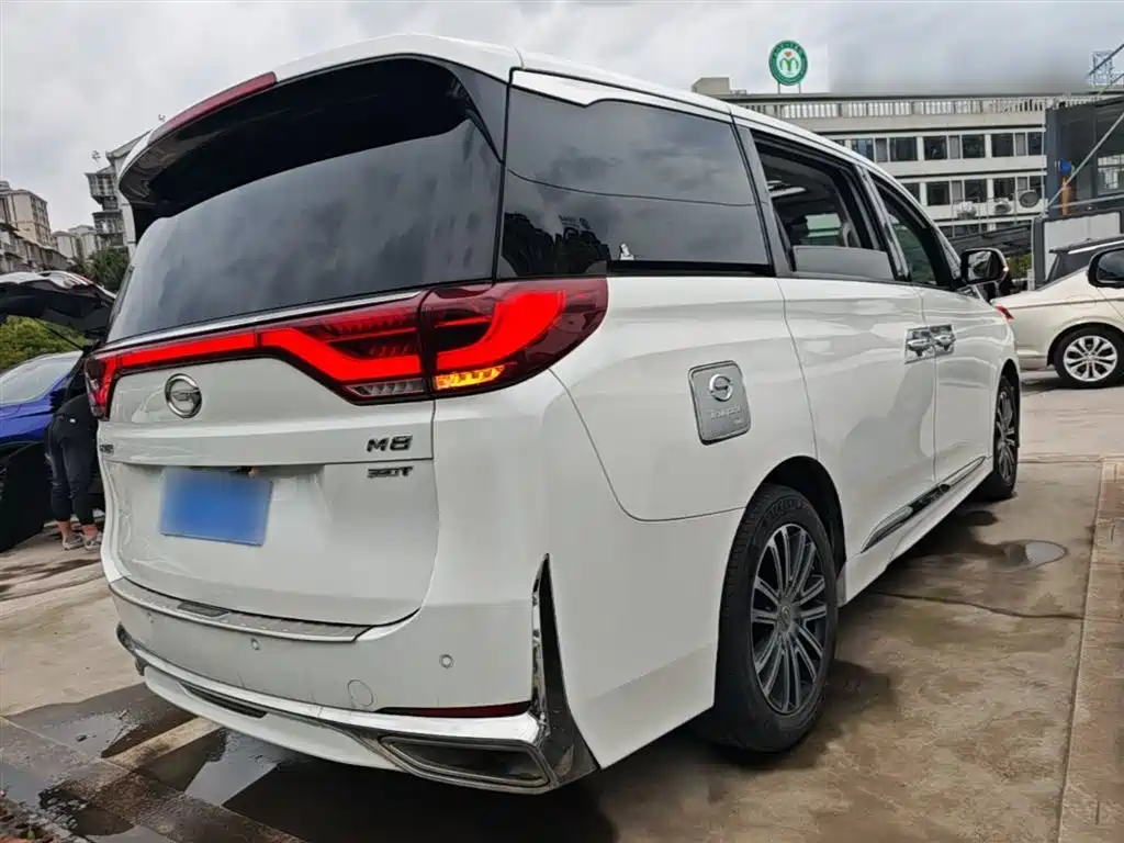 GAC Motor Trumpchi M8 2021 — фото 5