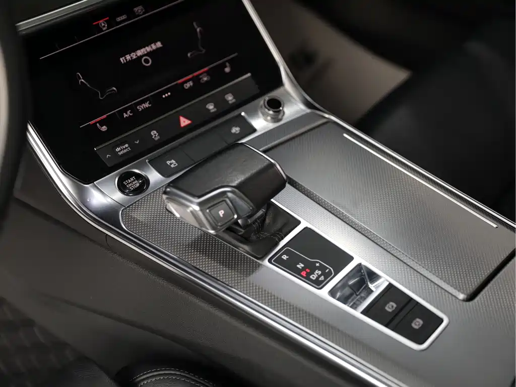 Audi A6L 2022 — фото 11