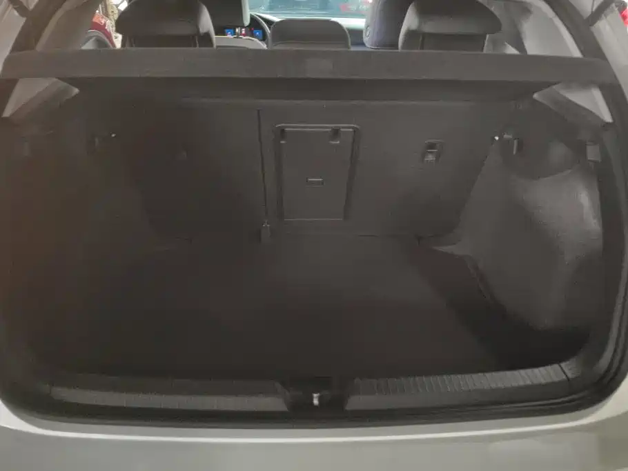 Volkswagen Golf 2023