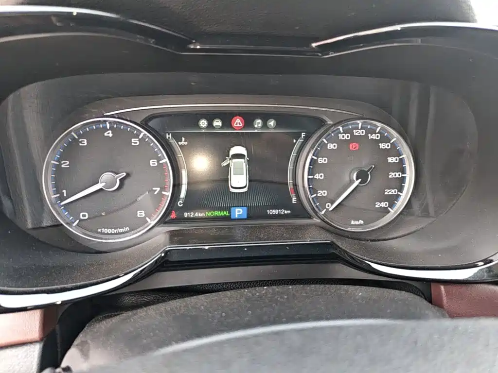 GAC Trumpchi GS8 2019 — фото 12
