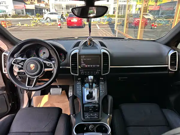 Porsche Cayenne New Energy 2016