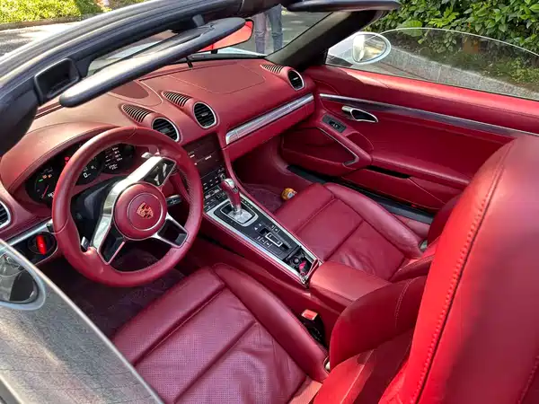 Porsche 718 2017