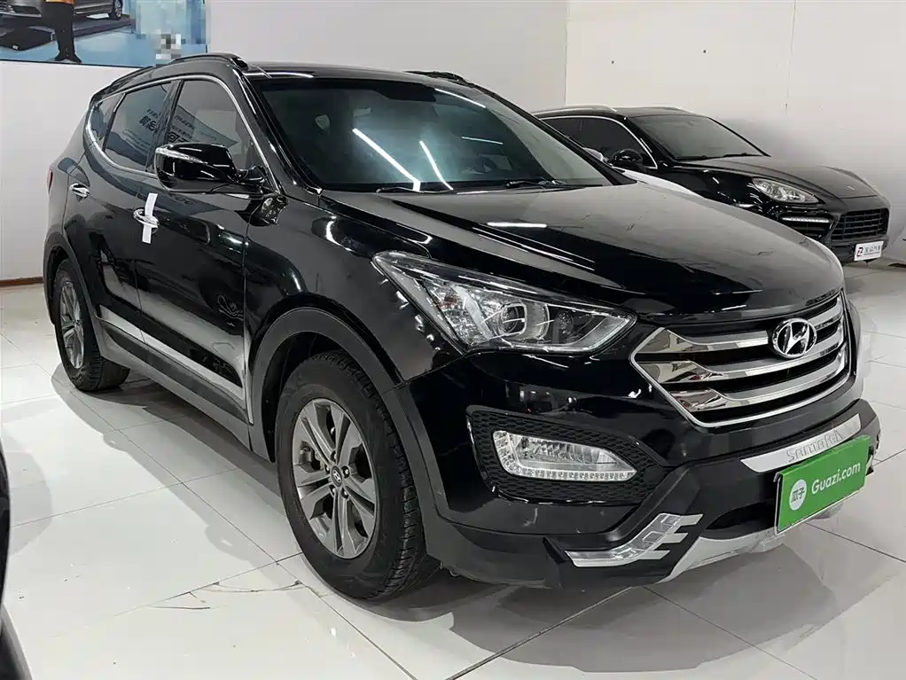 Hyundai Santa Fe 2015 — фото 10