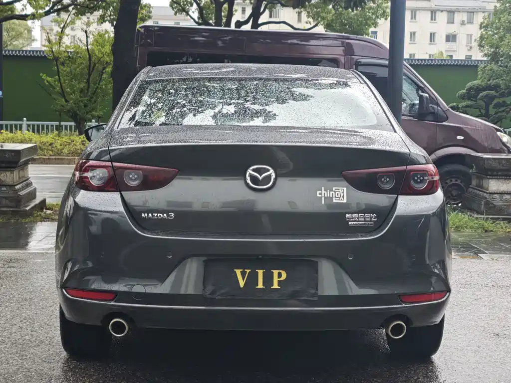 Mazda 3 Axela 2021