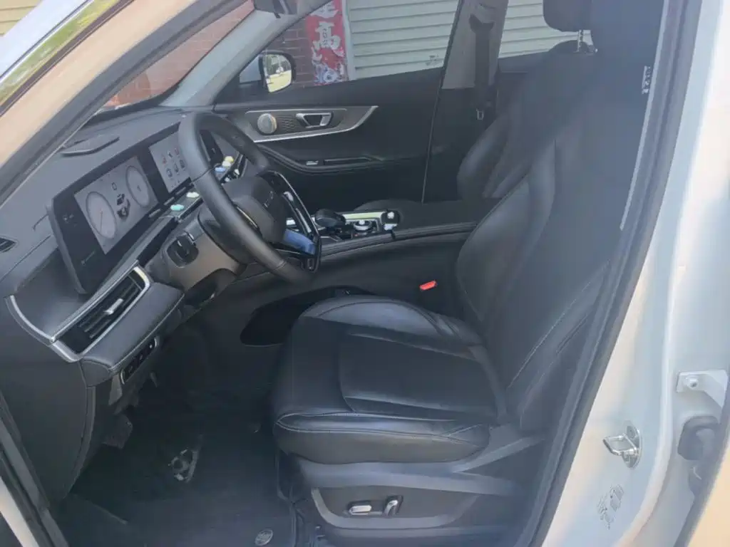 Chery Tiggo 8 PRO NEV 2024 — фото 15