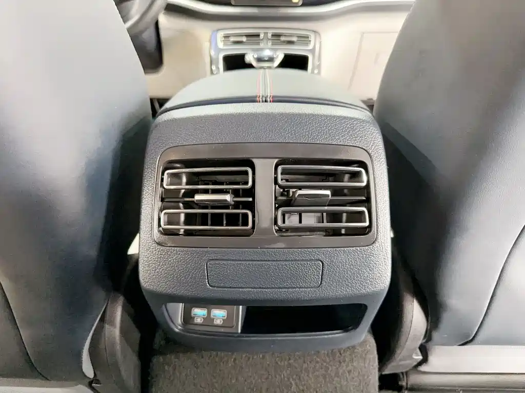 BYD Qin PLUS 2022 — фото 22