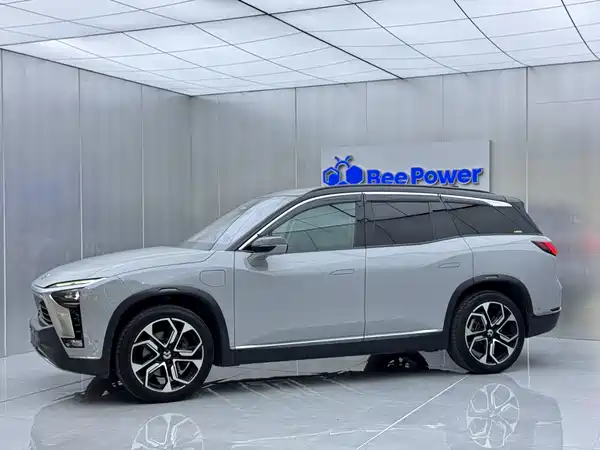 NIO ES8 2020