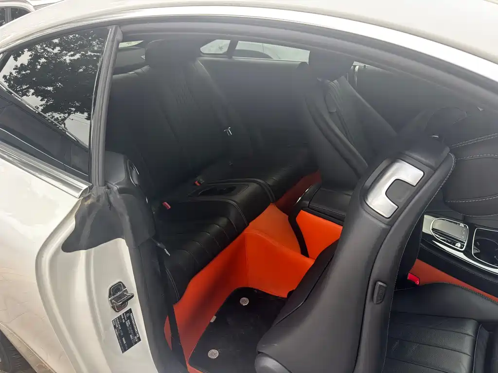 Mercedes-Benz E-Class 2023