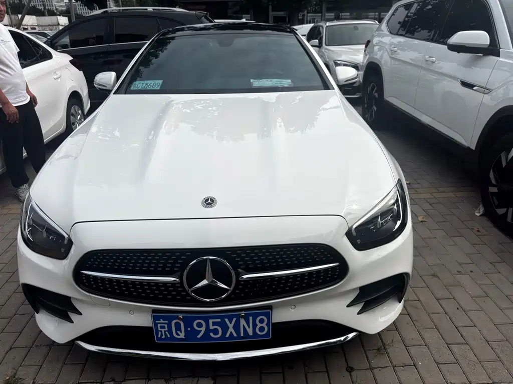 Mercedes-Benz E-Class 2023