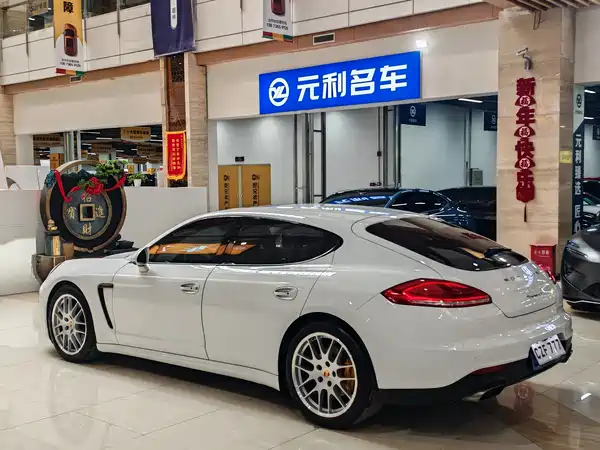 Porsche Panamera 2016