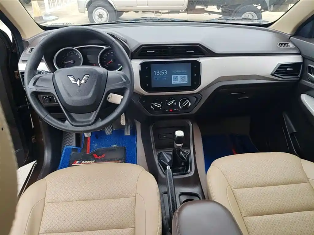 Wuling Hongguang 2019 — фото 10