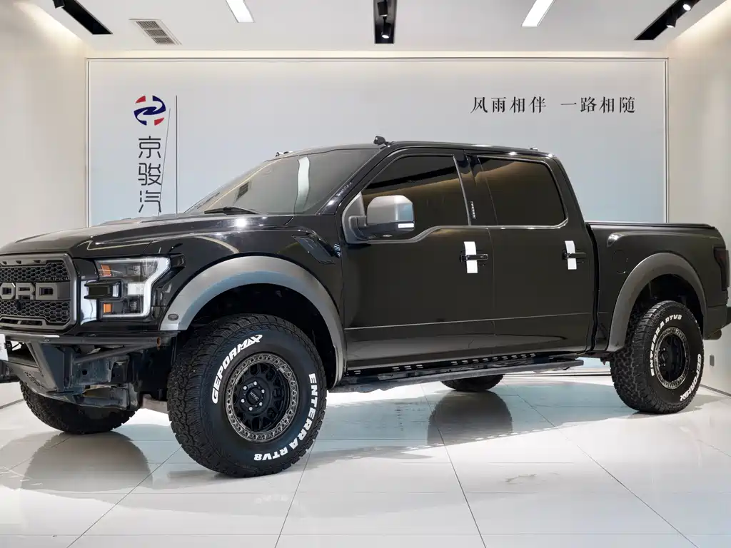 Ford F-150 Raptor 2019 — фото 1