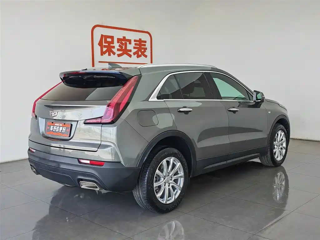 Cadillac XT4 2020 — фото 2