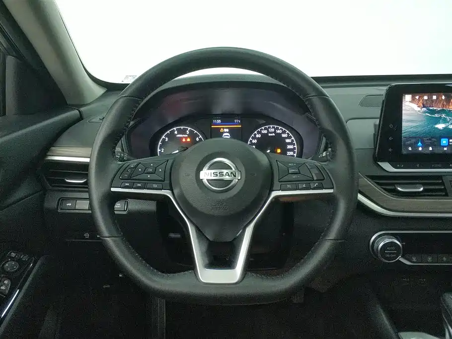 Nissan Teana 2022 — фото 15