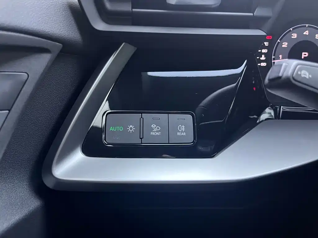 Audi A3 2022 — фото 9