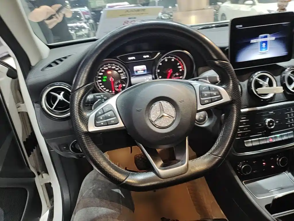 Mercedes-Benz GLA 2019 — фото 11