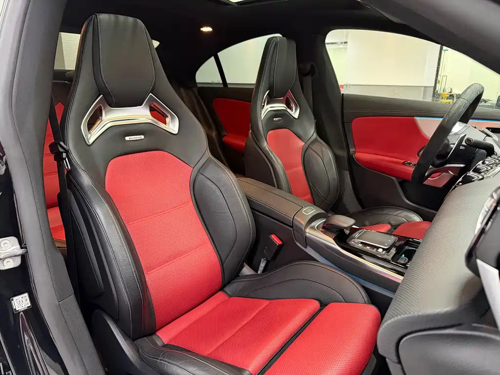 Mercedes-Benz CLA AMG 2023 — фото 14