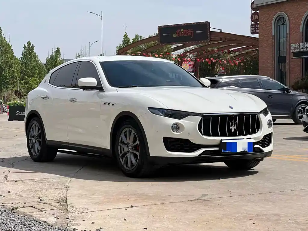 Maserati Levante 2021 — фото 3