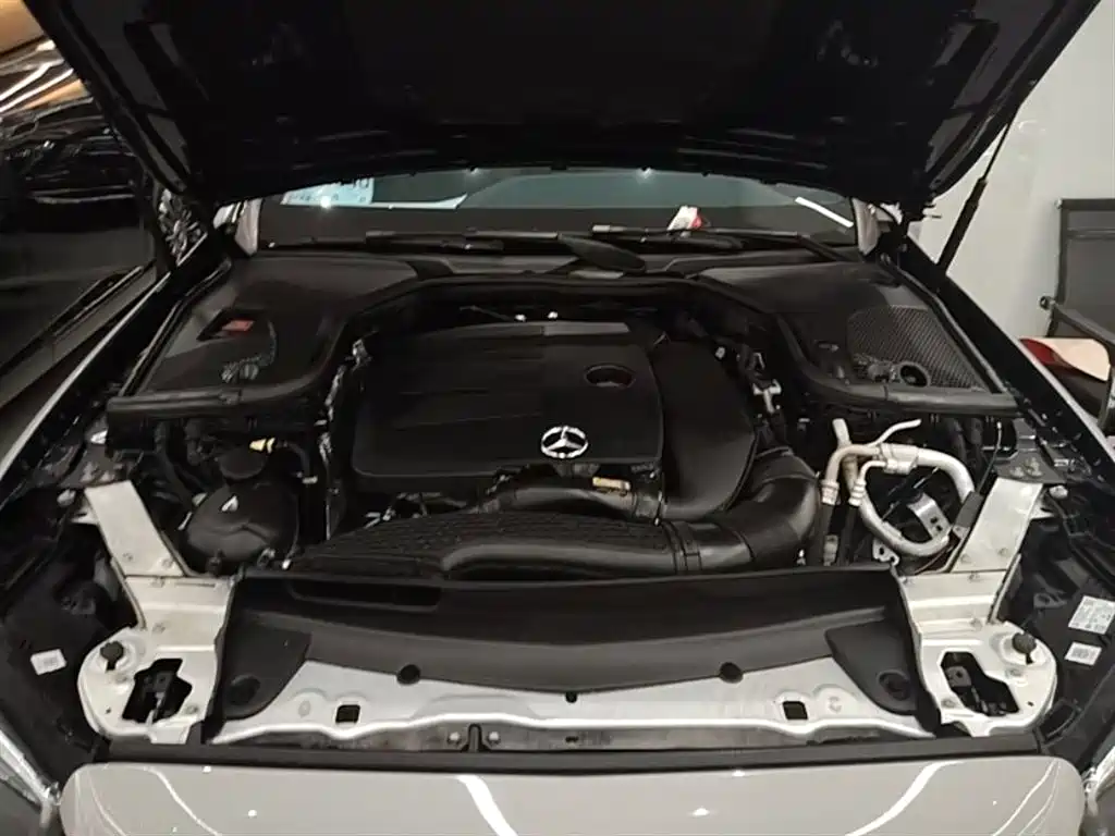 Mercedes-Benz E-Class 2020 — фото 20