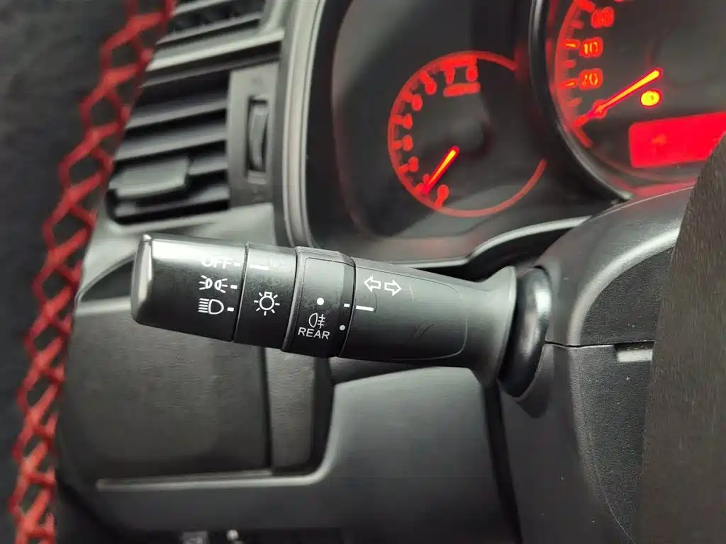 Honda Fit 2018 — фото 21