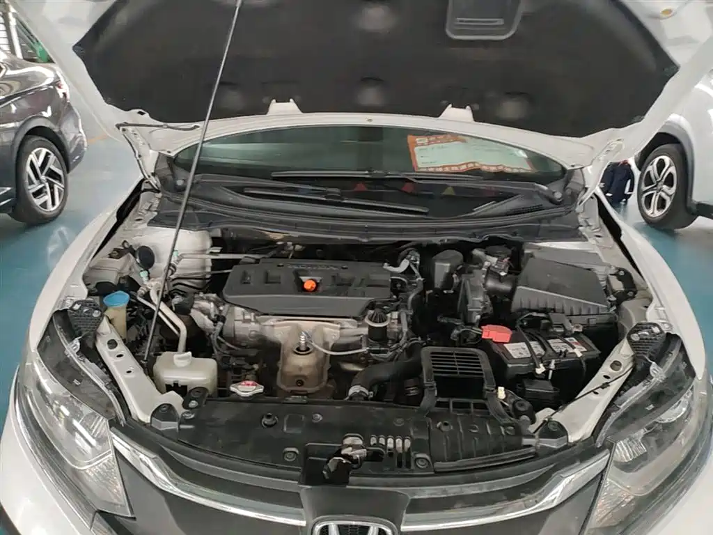 Honda Jade 2017 — фото 20