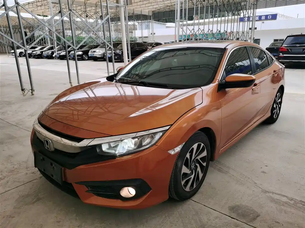 Honda Civic 2017 — фото 1
