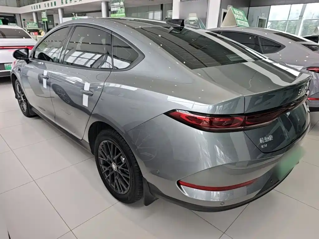 BYD Qin PLUS 2025 — фото 5